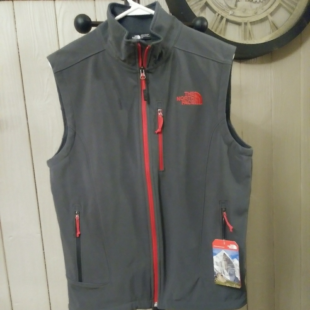 NWT North Face Mens Gray and Red Vest
